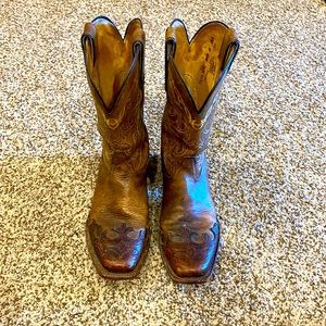 Women’s Tony Lama cowgirl boots size 8.5